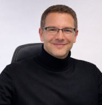 Alexander Schmid, Content-Analyst